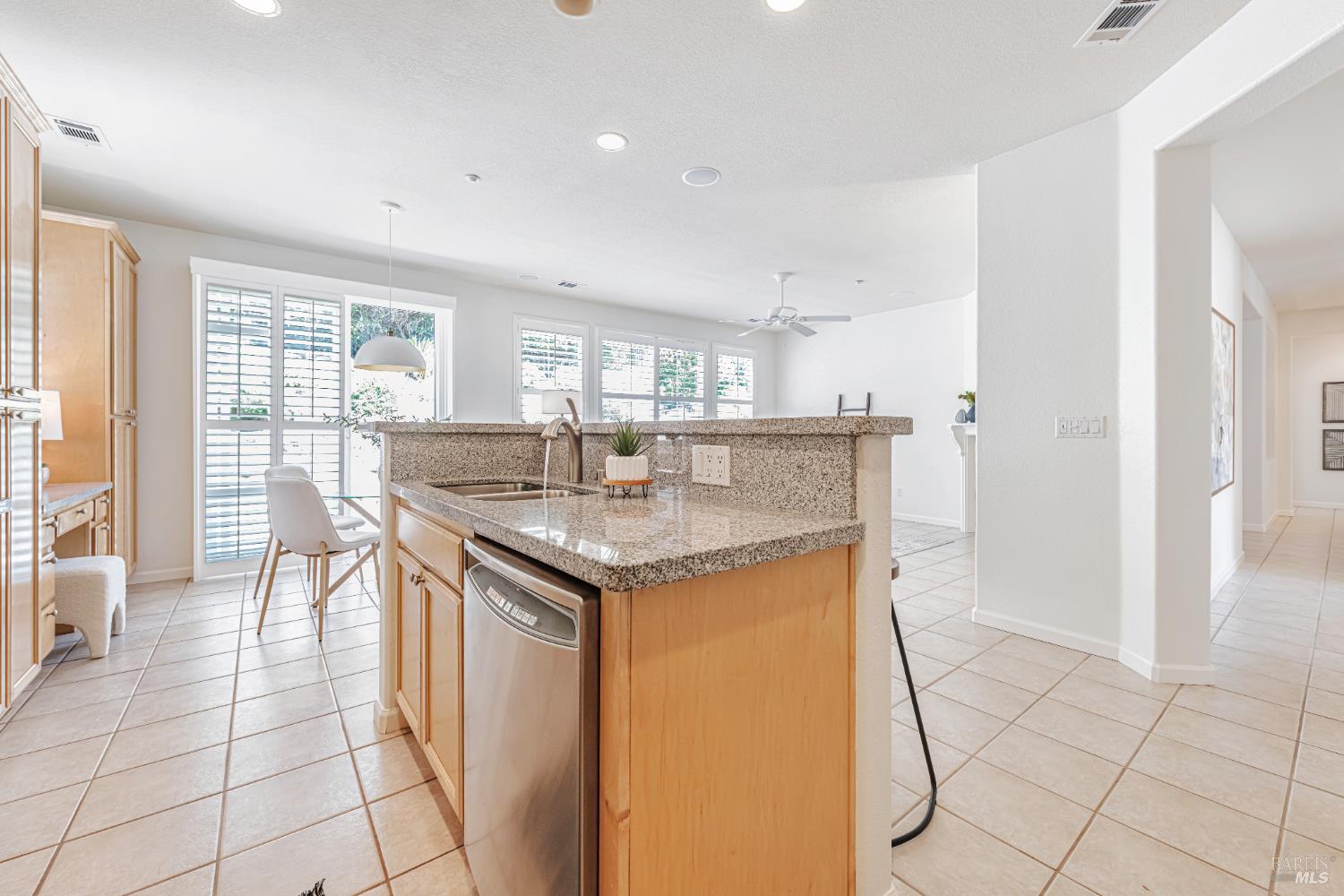 Detail Gallery Image 17 of 61 For 340 San Carlos Way, Novato,  CA 94945 - 4 Beds | 2/1 Baths