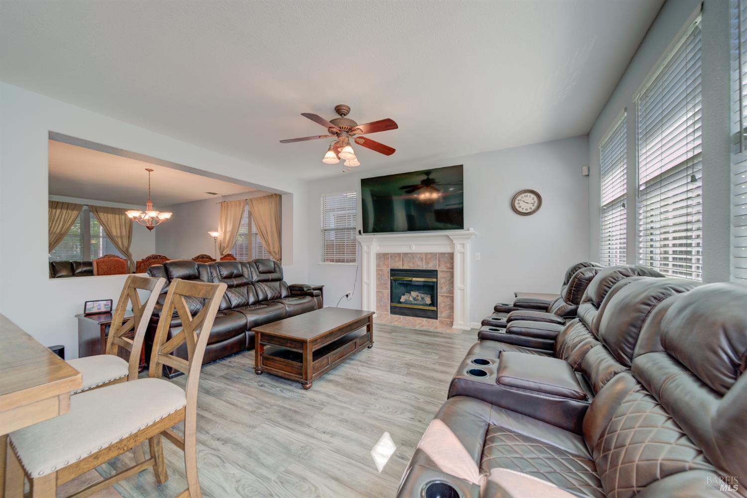 Detail Gallery Image 13 of 57 For 606 Idyllwild Ct, Fairfield,  CA 94534 - 4 Beds | 3 Baths