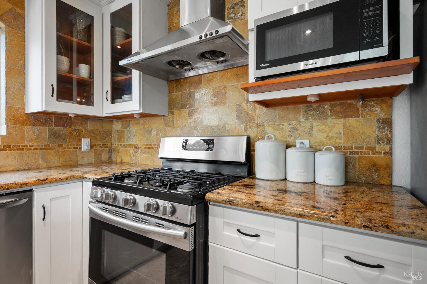 Detail Gallery Image 13 of 37 For 161 Andover Dr, Vacaville,  CA 95687 - 4 Beds | 2 Baths