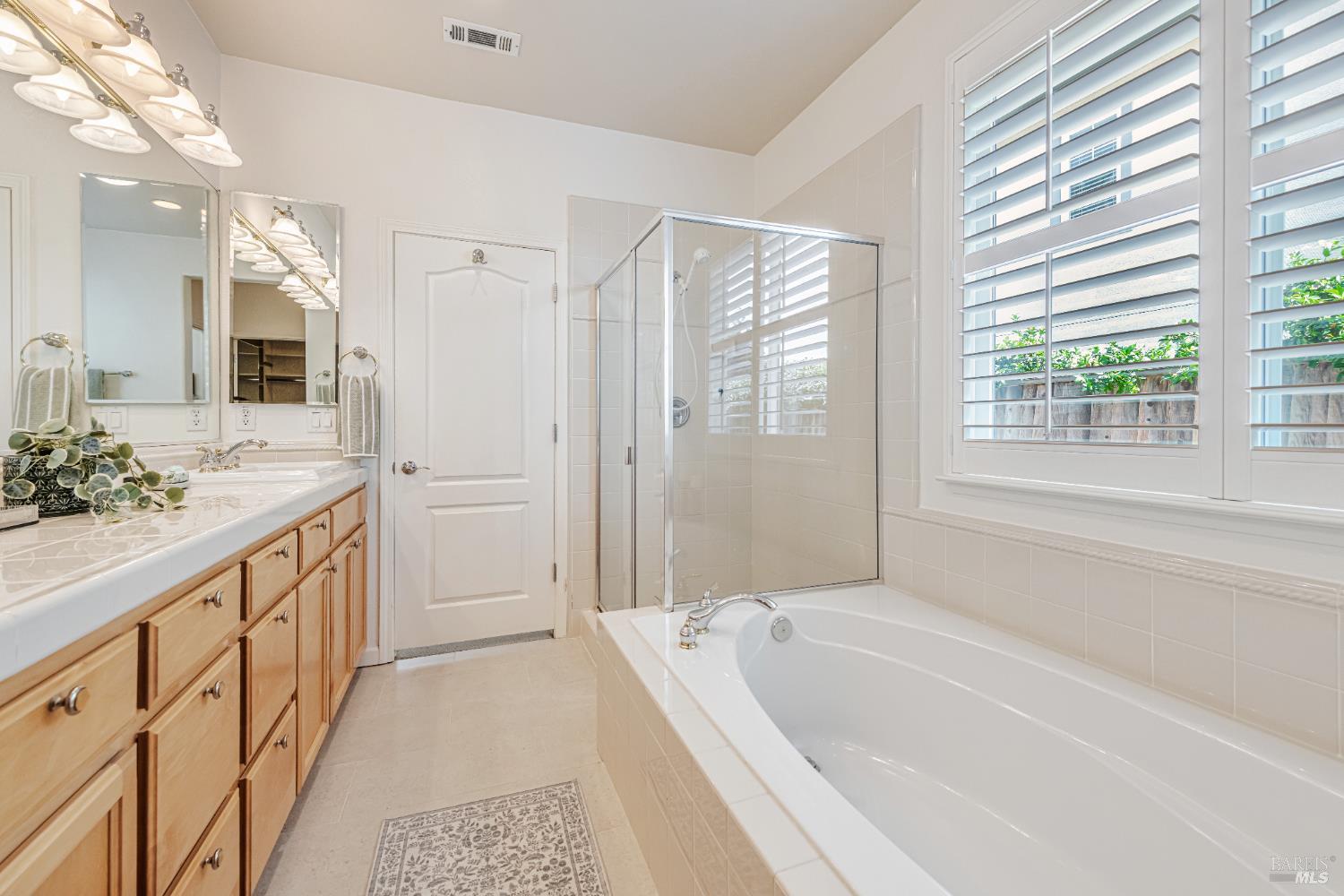 Detail Gallery Image 30 of 61 For 340 San Carlos Way, Novato,  CA 94945 - 4 Beds | 2/1 Baths