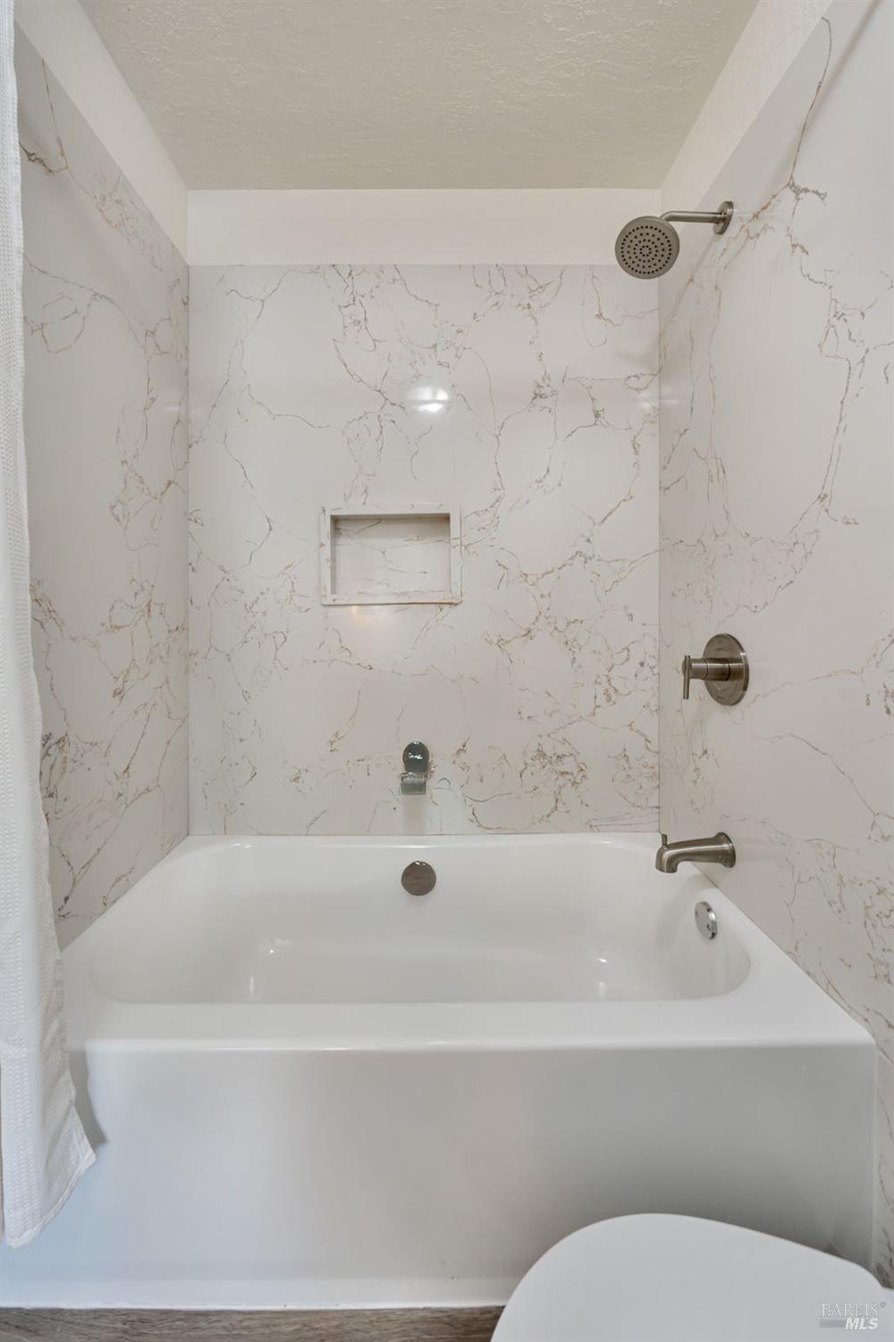 Detail Gallery Image 24 of 32 For 140 Boggs Ct, Vallejo,  CA 94589 - 2 Beds | 2 Baths