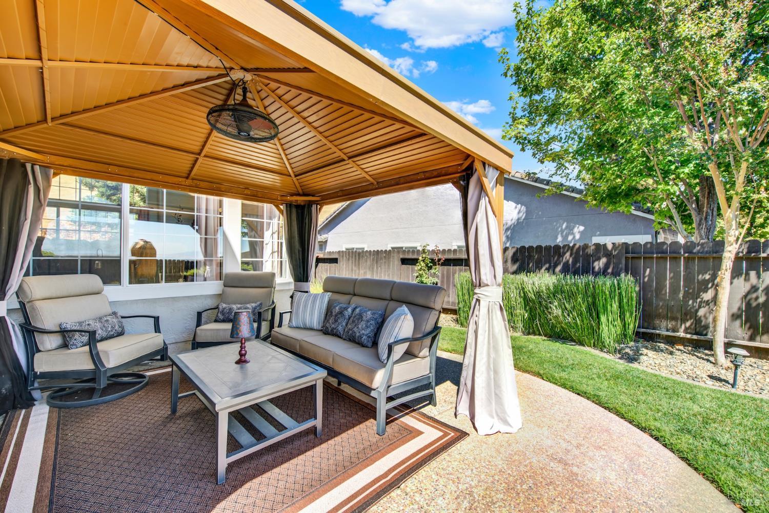 Detail Gallery Image 57 of 79 For 3105 Cherry Valley Cir, Fairfield,  CA 94534 - 5 Beds | 3 Baths