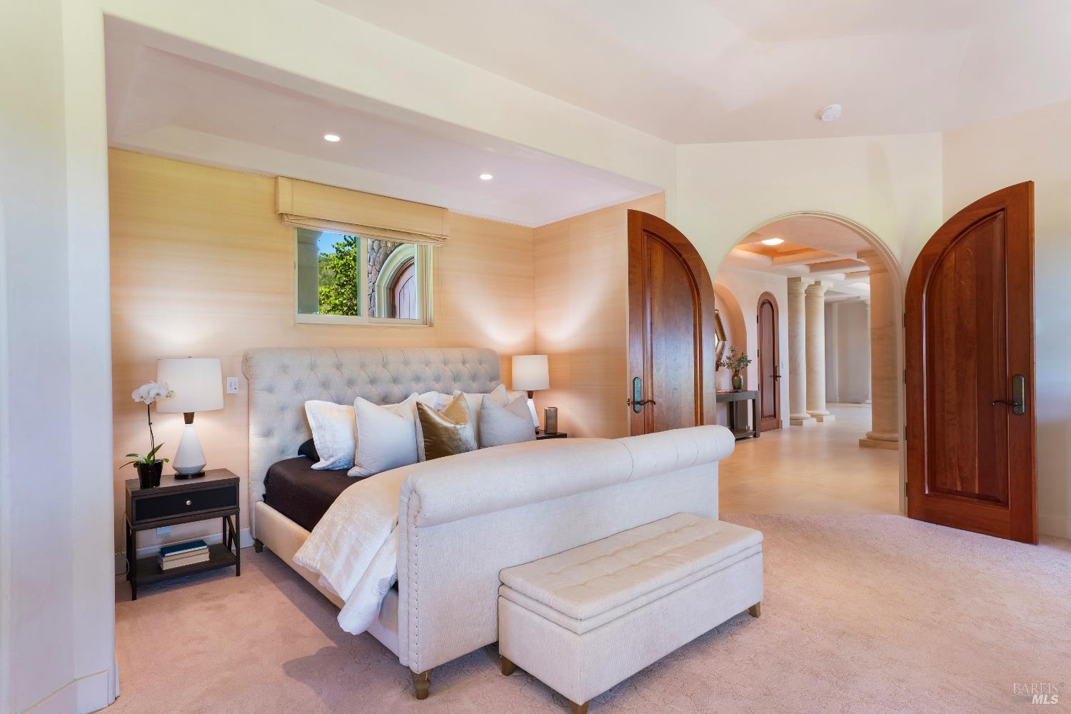 Detail Gallery Image 39 of 51 For 3211 Dry Creek Rd, Napa,  CA 94558 - 5 Beds | 5/3 Baths