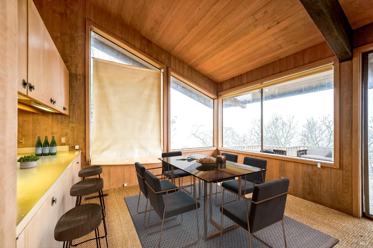 Detail Gallery Image 12 of 52 For 2000 Whitehall Ln, Saint Helena,  CA 94574 - 1 Beds | 2 Baths