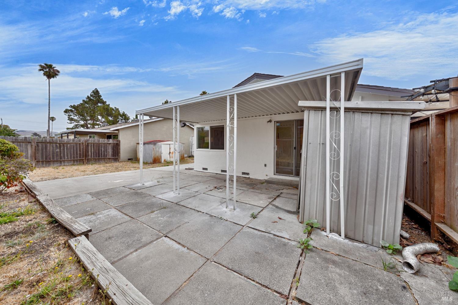 Detail Gallery Image 26 of 32 For 140 Boggs Ct, Vallejo,  CA 94589 - 2 Beds | 2 Baths
