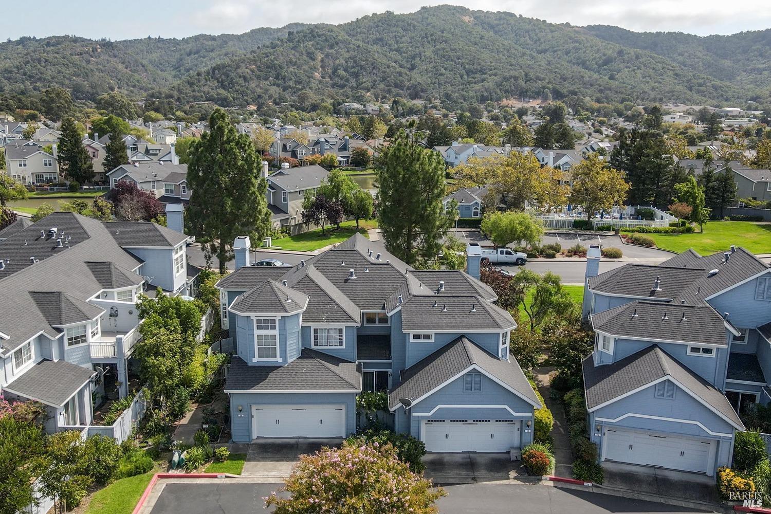 Detail Gallery Image 26 of 26 For 26 Mariners Cir, San Rafael,  CA 94903 - 3 Beds | 3 Baths