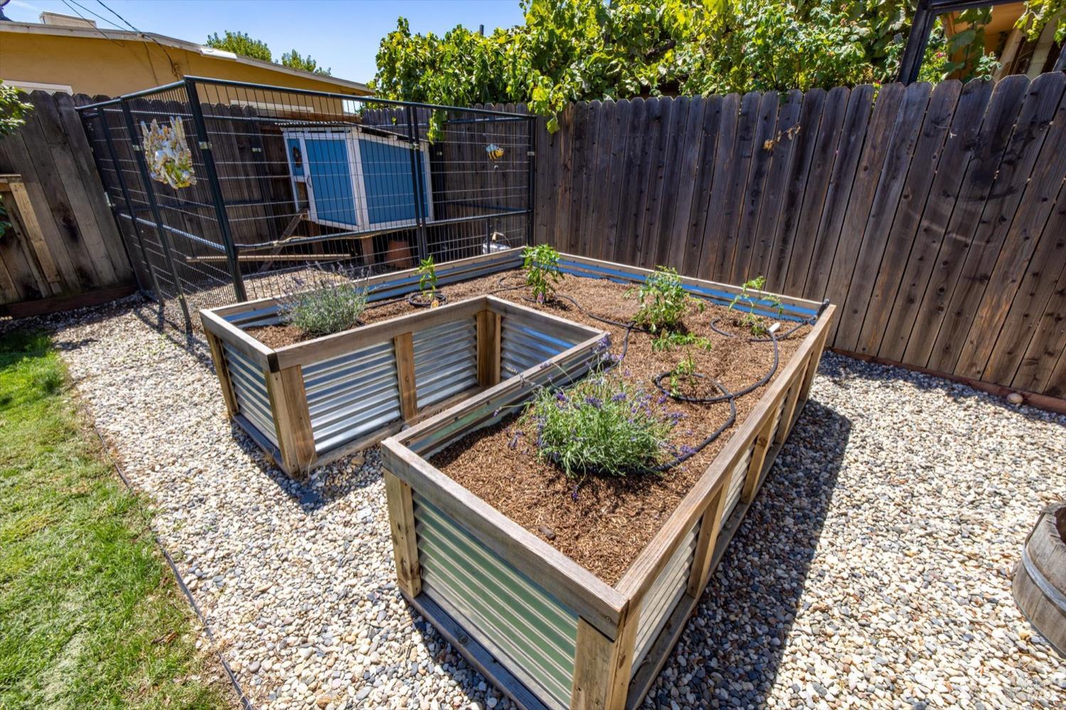 Detail Gallery Image 36 of 61 For 201 Ironwood St, Vacaville,  CA 95688 - 3 Beds | 1/1 Baths