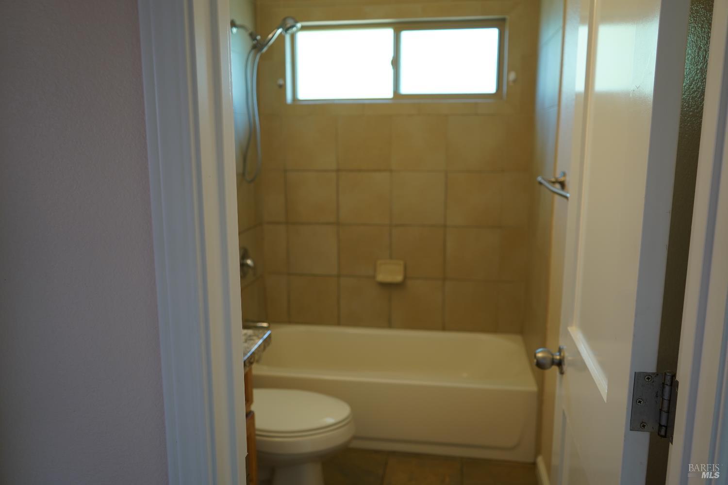 Detail Gallery Image 38 of 57 For 9896 Sunray Pl, Windsor,  CA 95492 - 4 Beds | 2 Baths