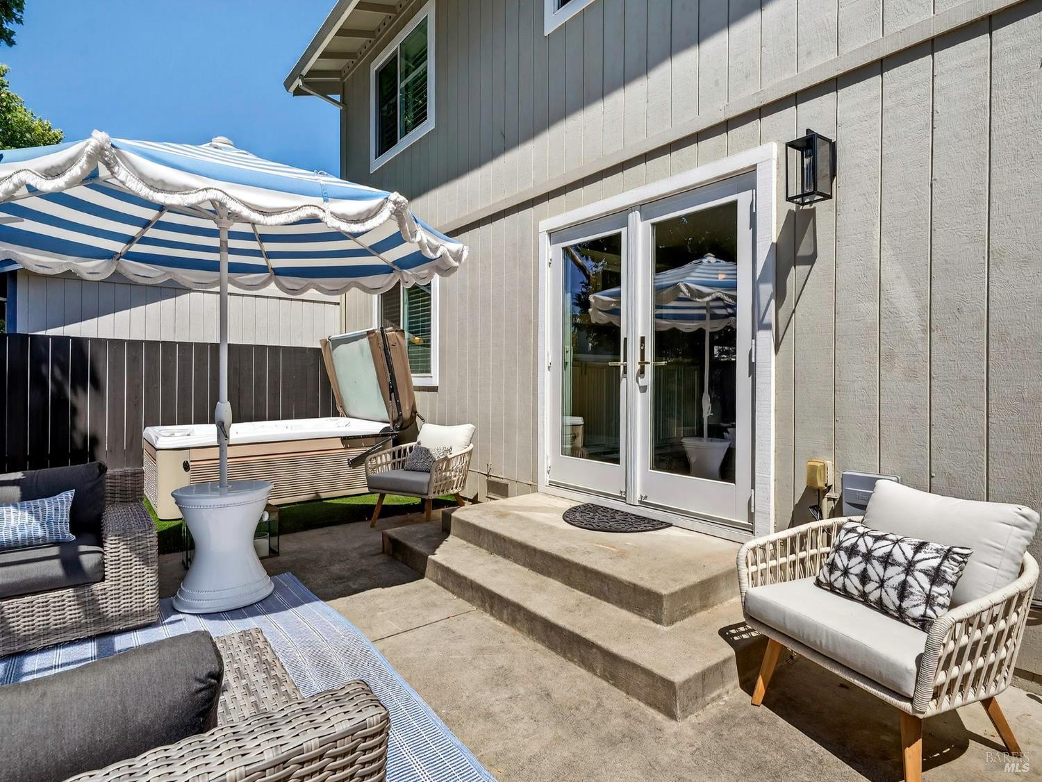 Detail Gallery Image 42 of 46 For 245 Hummingbird Ct, Healdsburg,  CA 95448 - 4 Beds | 2 Baths