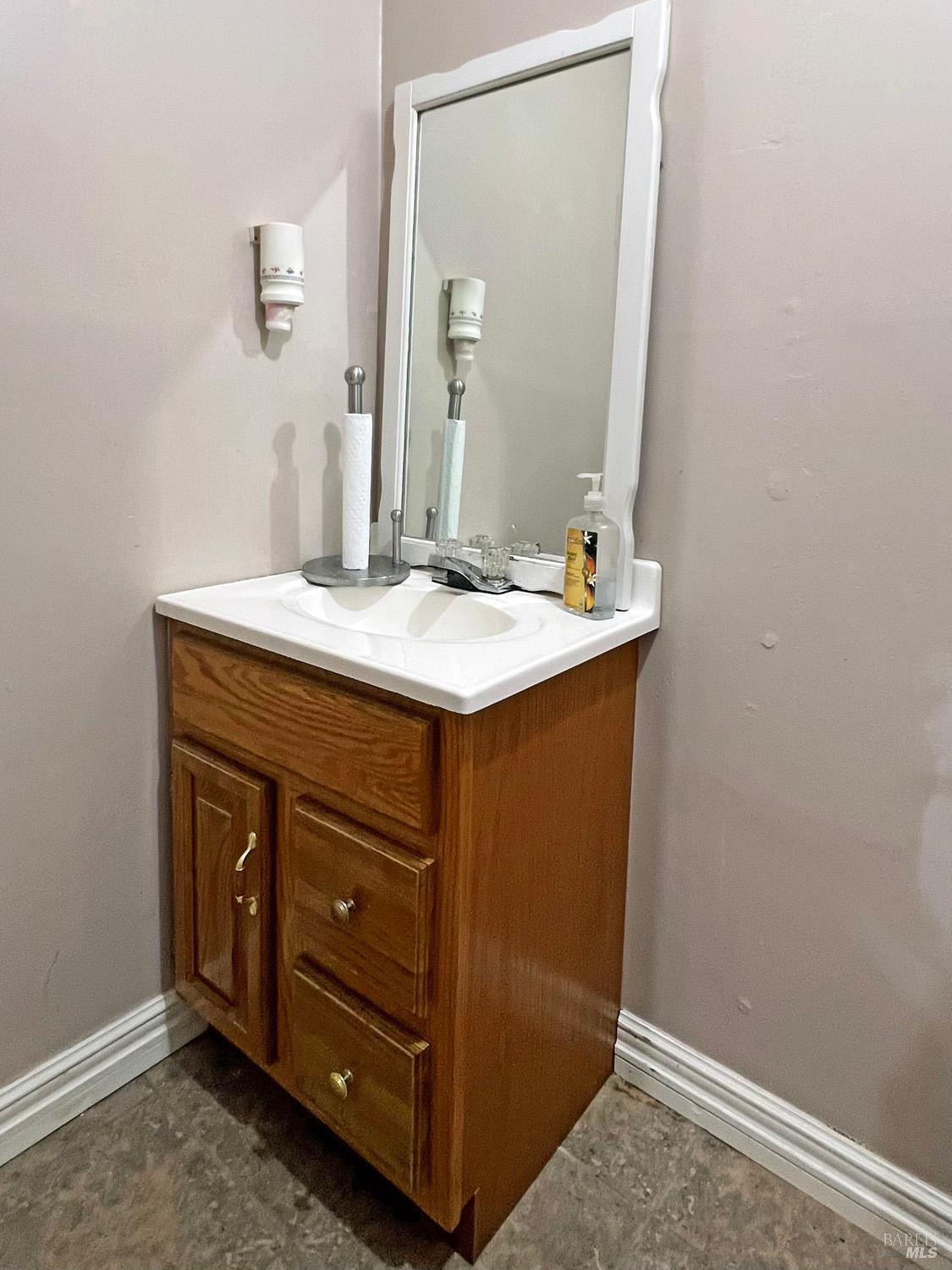 Detail Gallery Image 20 of 22 For 23980 Howard St, Covelo,  CA 95428 - – Beds | – Baths