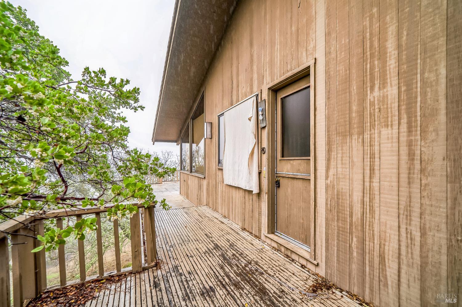Detail Gallery Image 45 of 52 For 2000 Whitehall Ln, Saint Helena,  CA 94574 - 1 Beds | 2 Baths