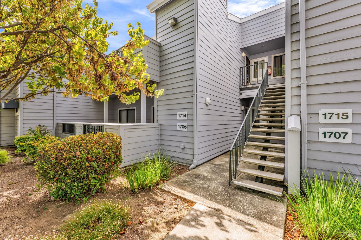 Detail Gallery Image 5 of 58 For 1201 Glen Cove Pkwy #1714,  Vallejo,  CA 94591 - 1 Beds | 1 Baths