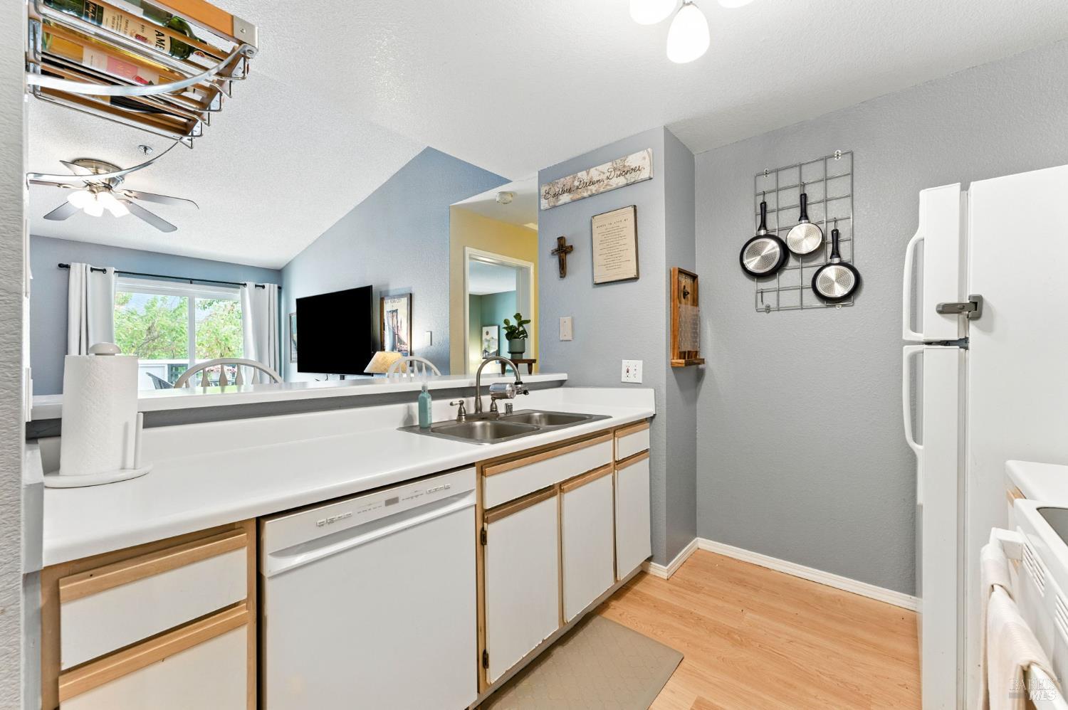 Detail Gallery Image 18 of 58 For 1201 Glen Cove Pkwy #1714,  Vallejo,  CA 94591 - 1 Beds | 1 Baths