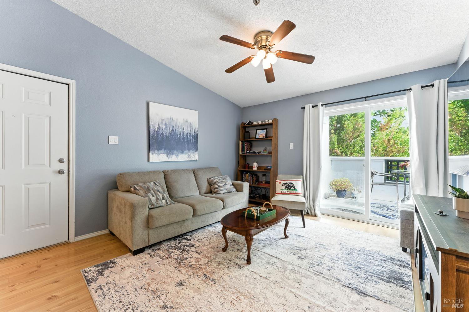 Detail Gallery Image 9 of 58 For 1201 Glen Cove Pkwy #1714,  Vallejo,  CA 94591 - 1 Beds | 1 Baths