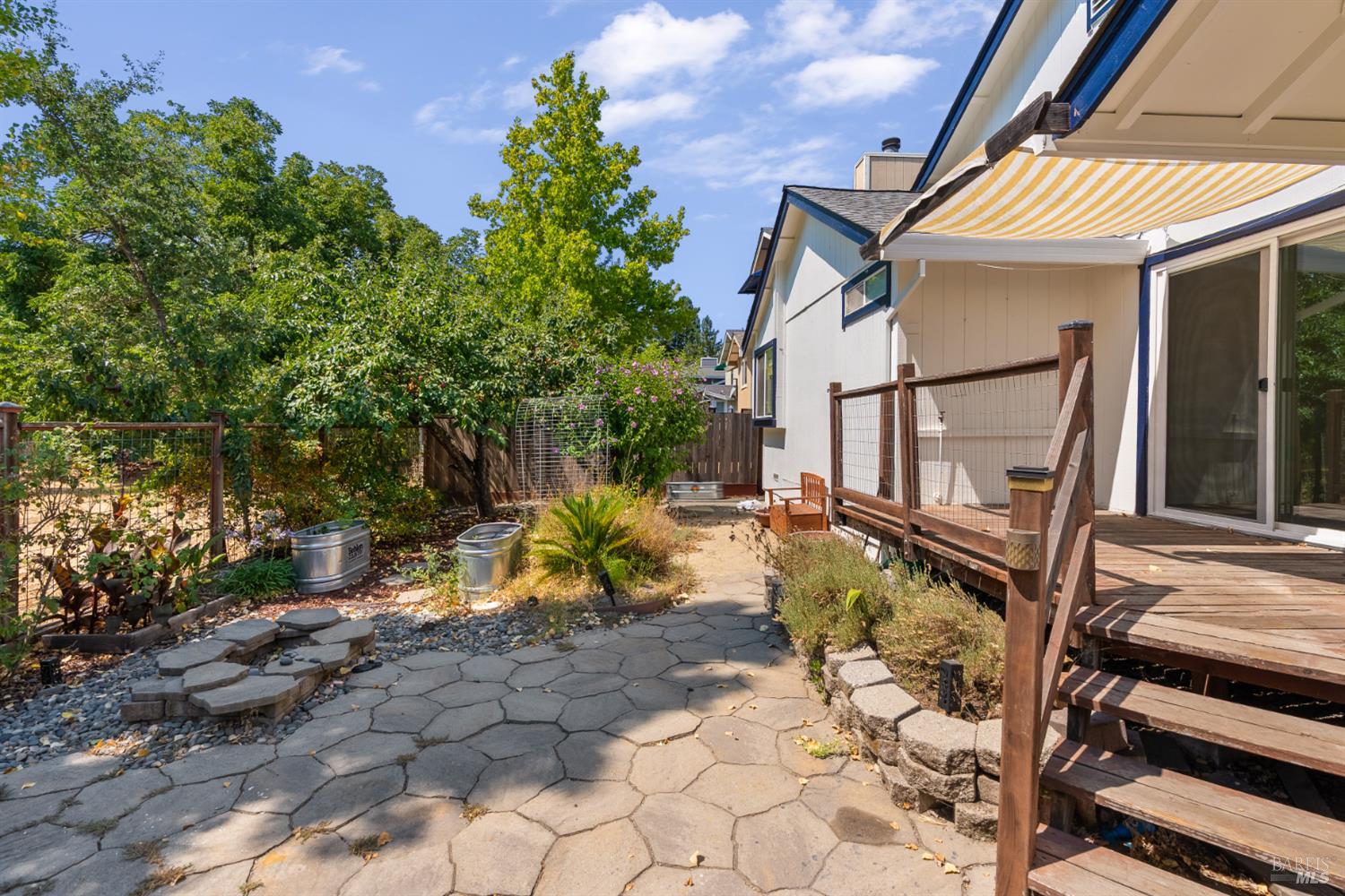 Detail Gallery Image 20 of 42 For 842 Country Meadow Ln, Sonoma,  CA 95476 - 3 Beds | 2 Baths