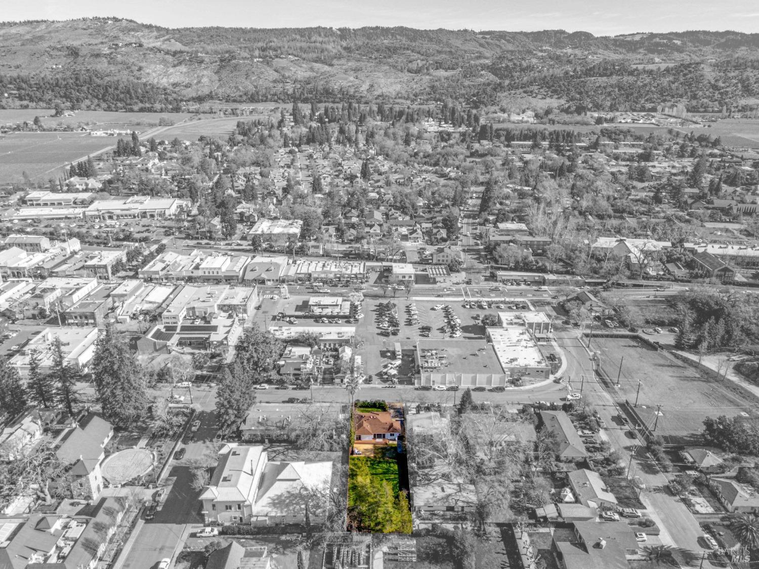 Detail Gallery Image 25 of 27 For 1133 Oak Ave, Saint Helena,  CA 94574 - 3 Beds | 2 Baths