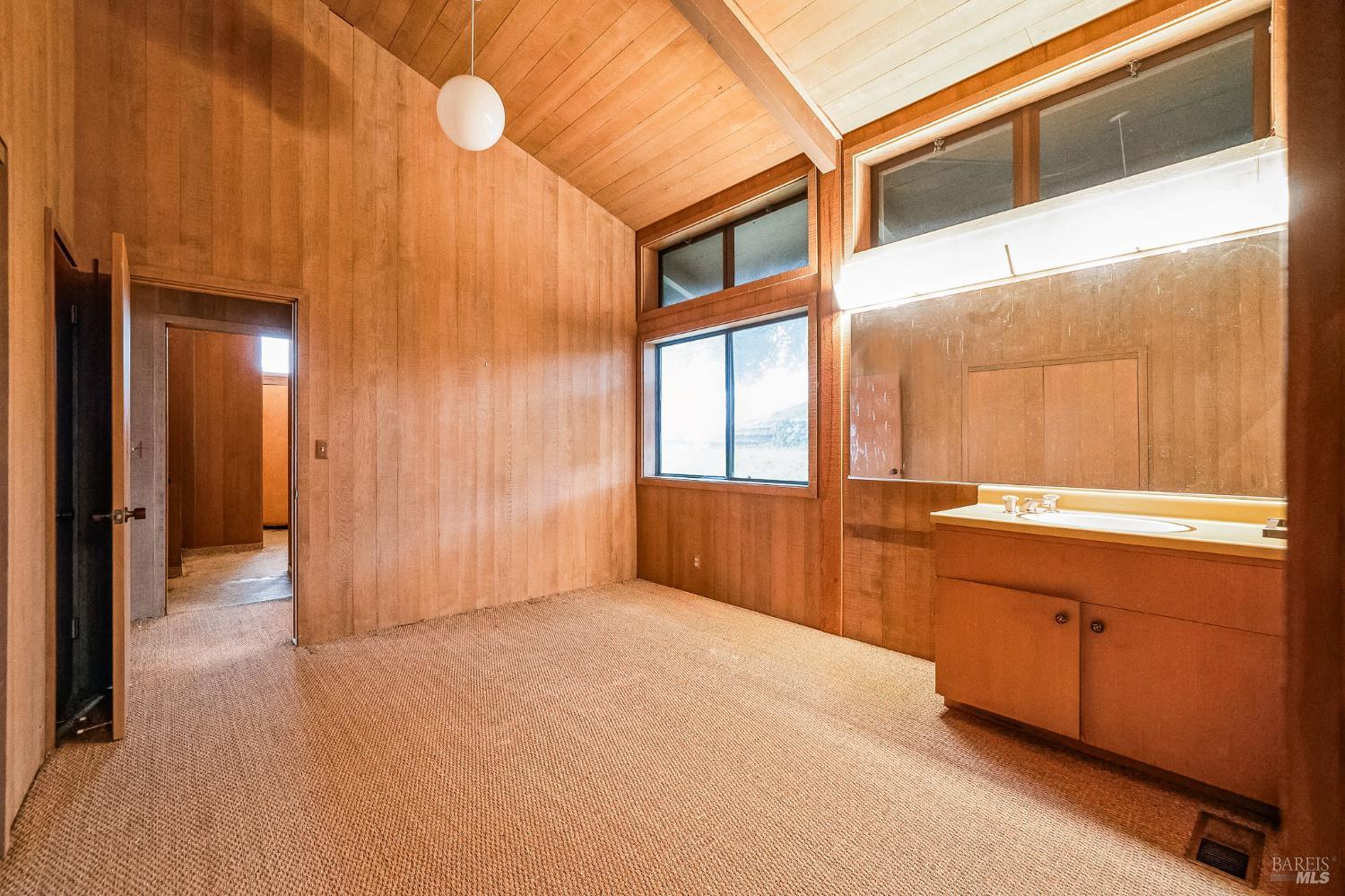 Detail Gallery Image 39 of 52 For 2000 Whitehall Ln, Saint Helena,  CA 94574 - 1 Beds | 2 Baths
