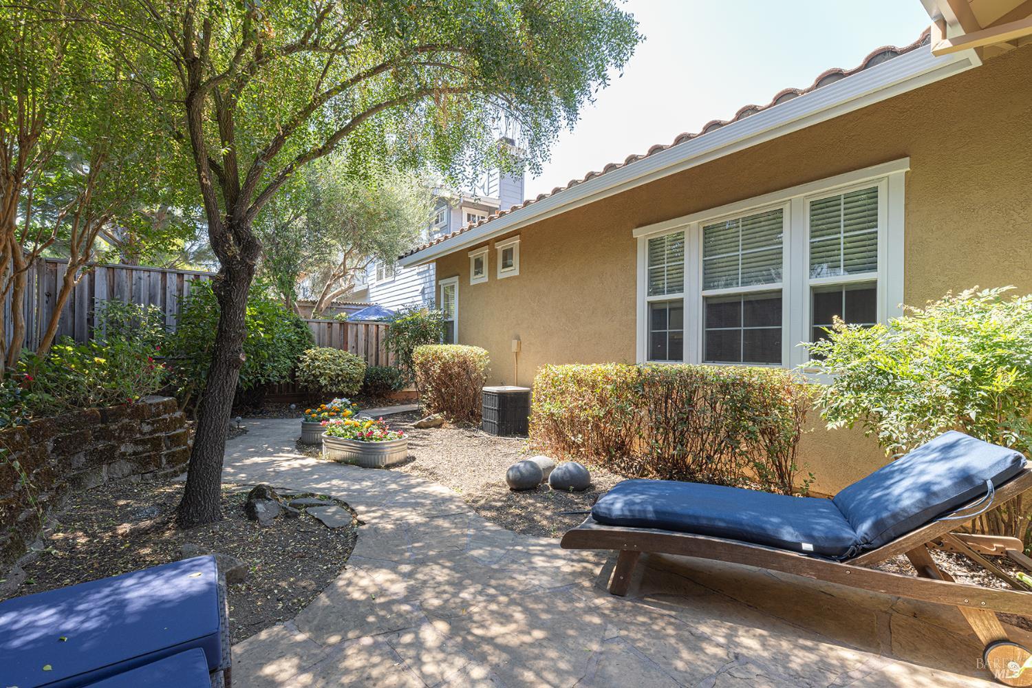 Detail Gallery Image 20 of 34 For 19 Walkabout Ln, Napa,  CA 94558 - 3 Beds | 2 Baths
