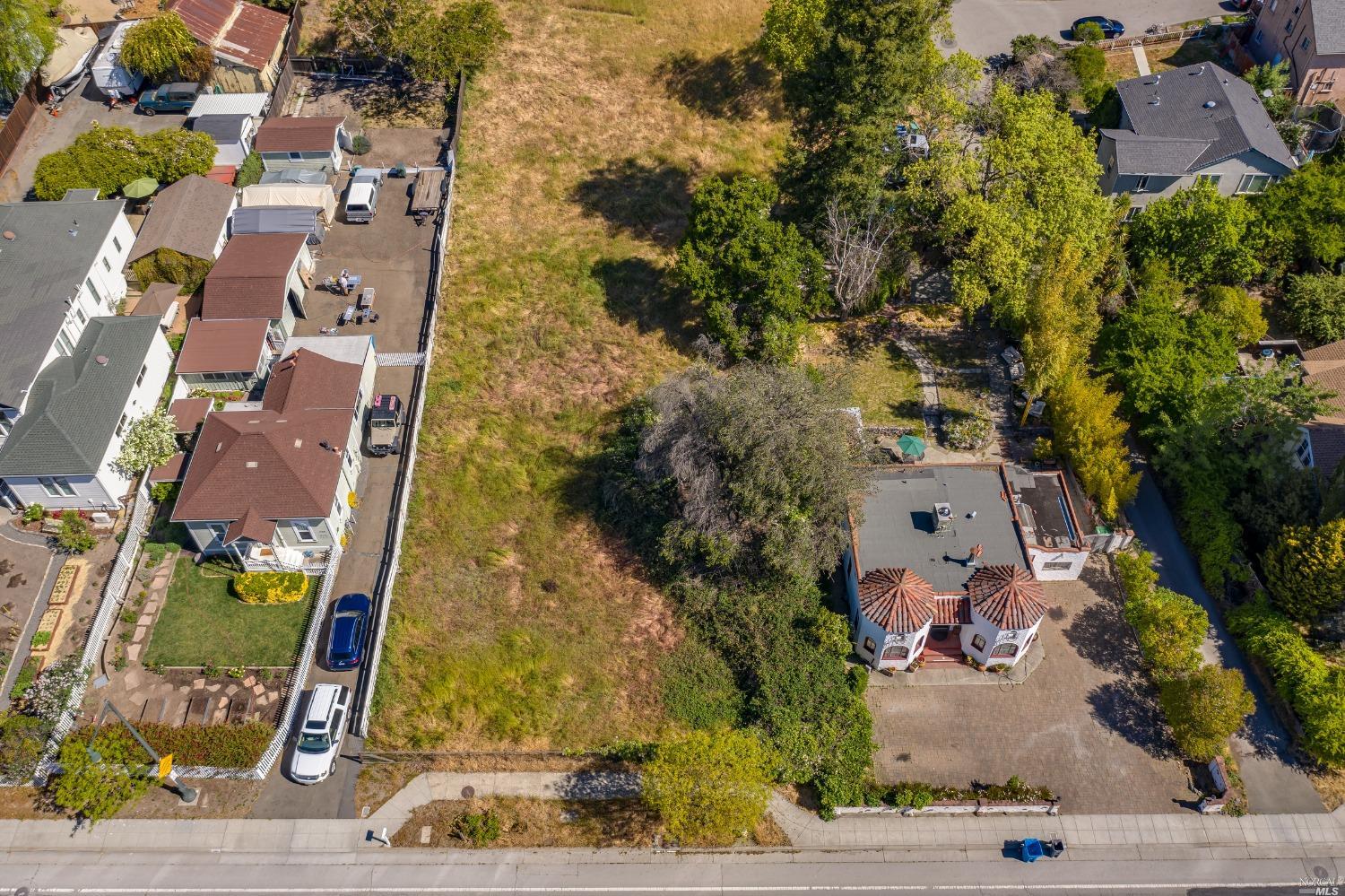 Detail Gallery Image 7 of 15 For 13 Dorenfeld Ct, Petaluma,  CA 94952 - – Beds | – Baths