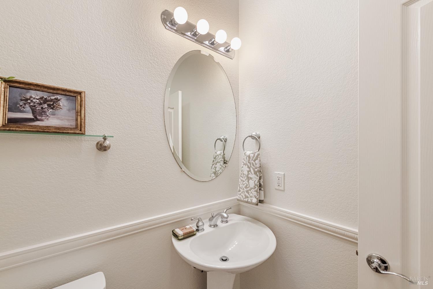Detail Gallery Image 48 of 61 For 340 San Carlos Way, Novato,  CA 94945 - 4 Beds | 2/1 Baths