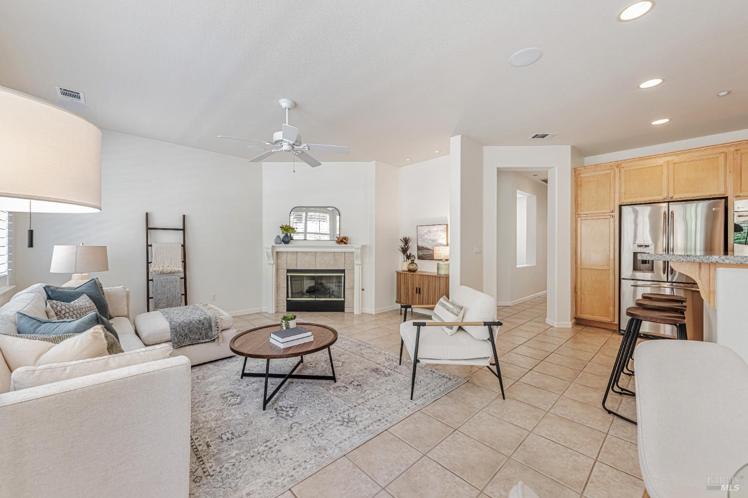 Detail Gallery Image 10 of 61 For 340 San Carlos Way, Novato,  CA 94945 - 4 Beds | 2/1 Baths