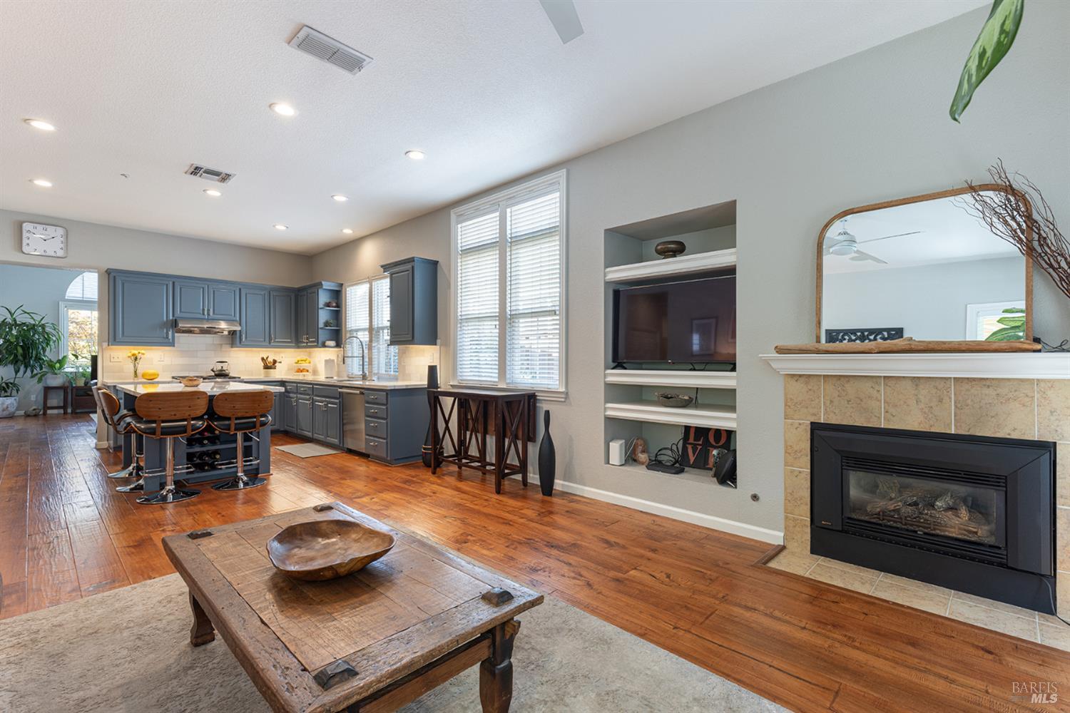 Detail Gallery Image 13 of 34 For 19 Walkabout Ln, Napa,  CA 94558 - 3 Beds | 2 Baths