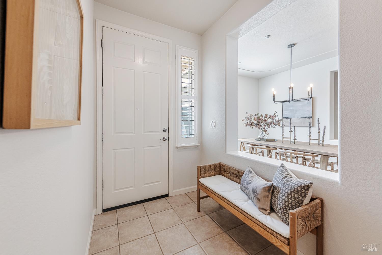Detail Gallery Image 4 of 61 For 340 San Carlos Way, Novato,  CA 94945 - 4 Beds | 2/1 Baths