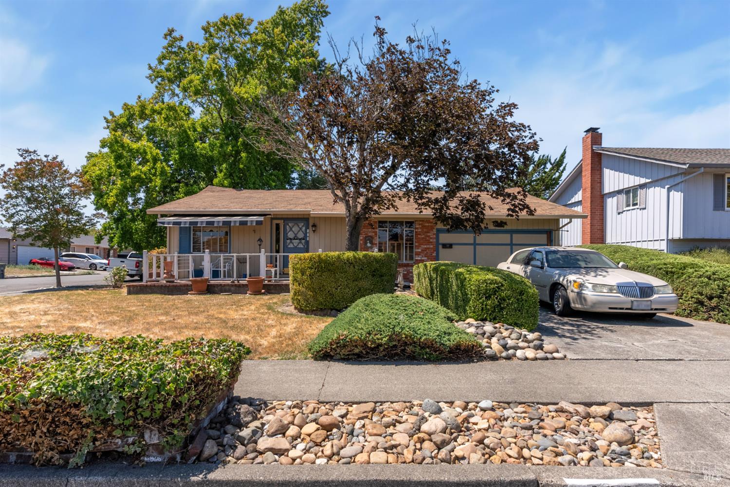 Front Image Thumbnail for BA325072251