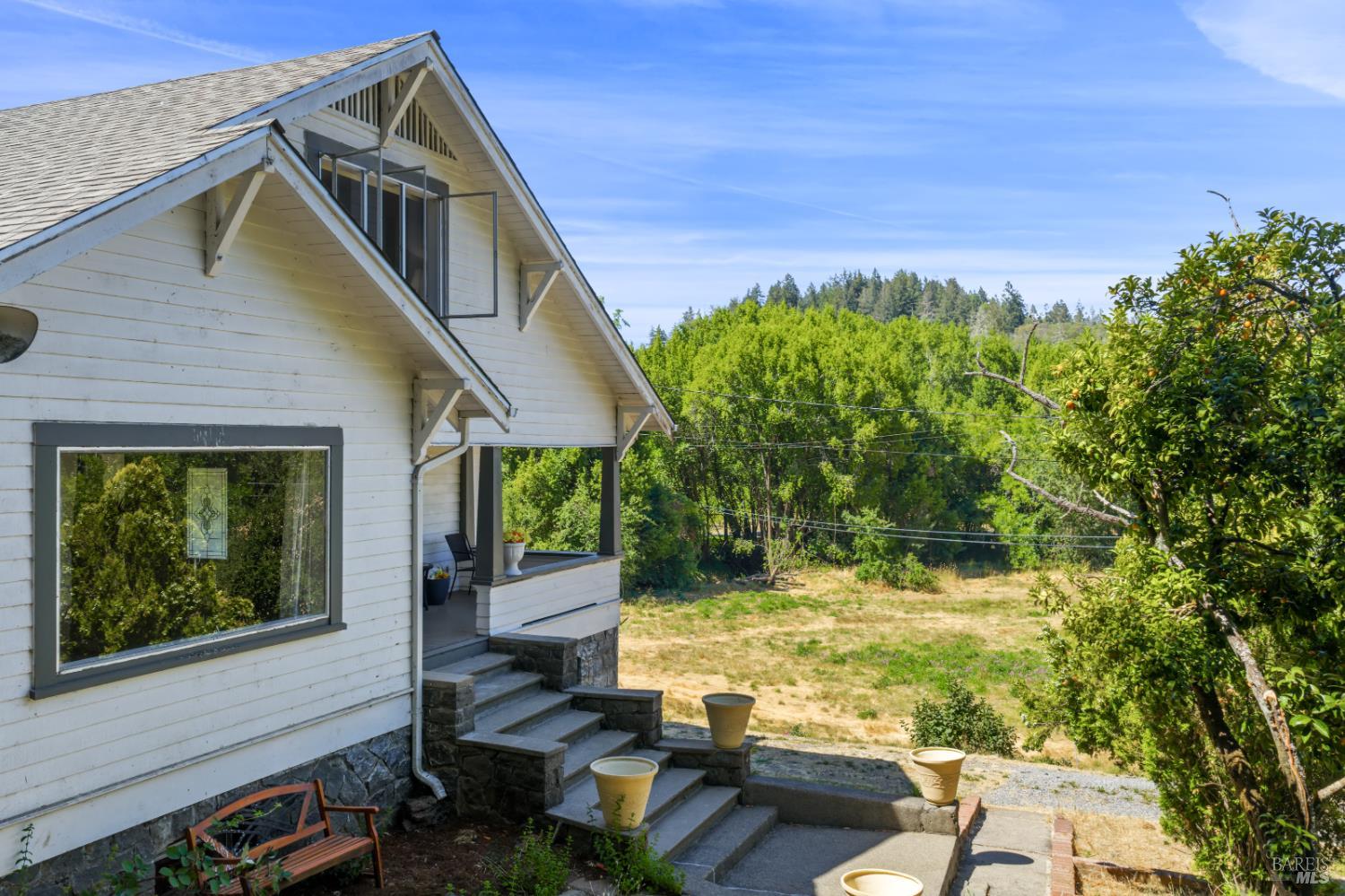 Detail Gallery Image 8 of 55 For 1194 Felta Rd, Healdsburg,  CA 95448 - 4 Beds | 3 Baths