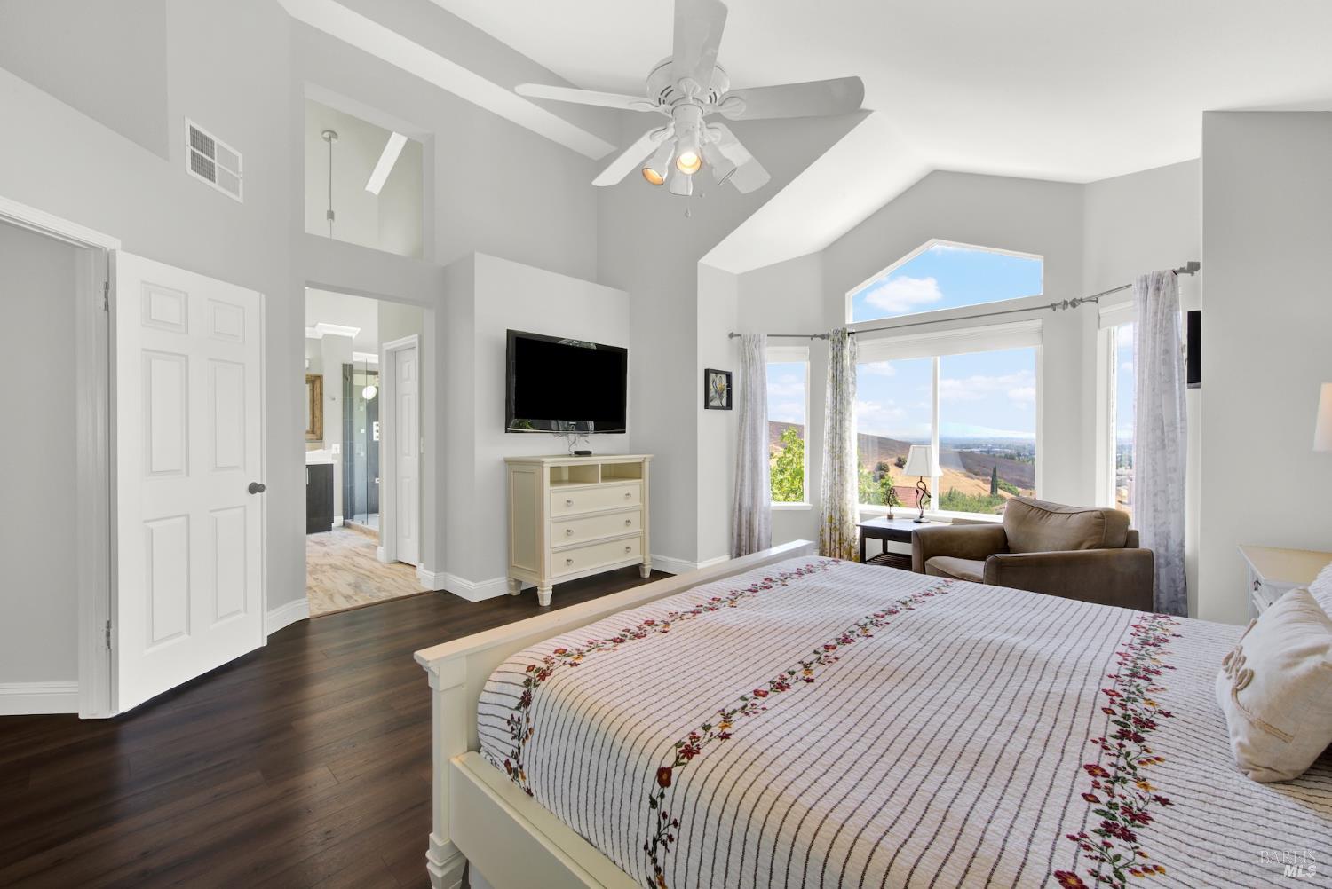Detail Gallery Image 61 of 79 For 3105 Cherry Valley Cir, Fairfield,  CA 94534 - 5 Beds | 3 Baths