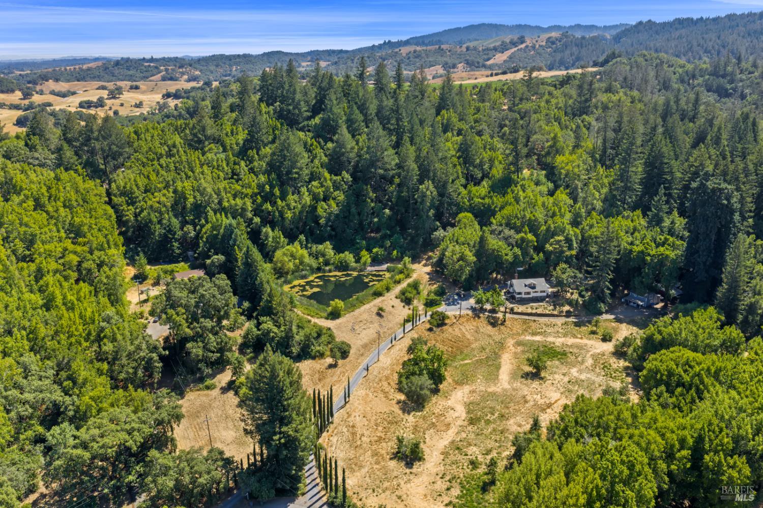 Detail Gallery Image 43 of 55 For 1194 Felta Rd, Healdsburg,  CA 95448 - 4 Beds | 3 Baths
