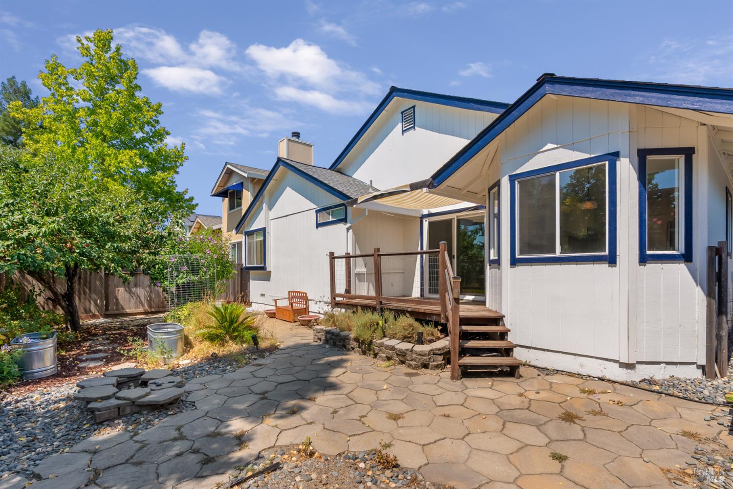 Detail Gallery Image 34 of 42 For 842 Country Meadow Ln, Sonoma,  CA 95476 - 3 Beds | 2 Baths