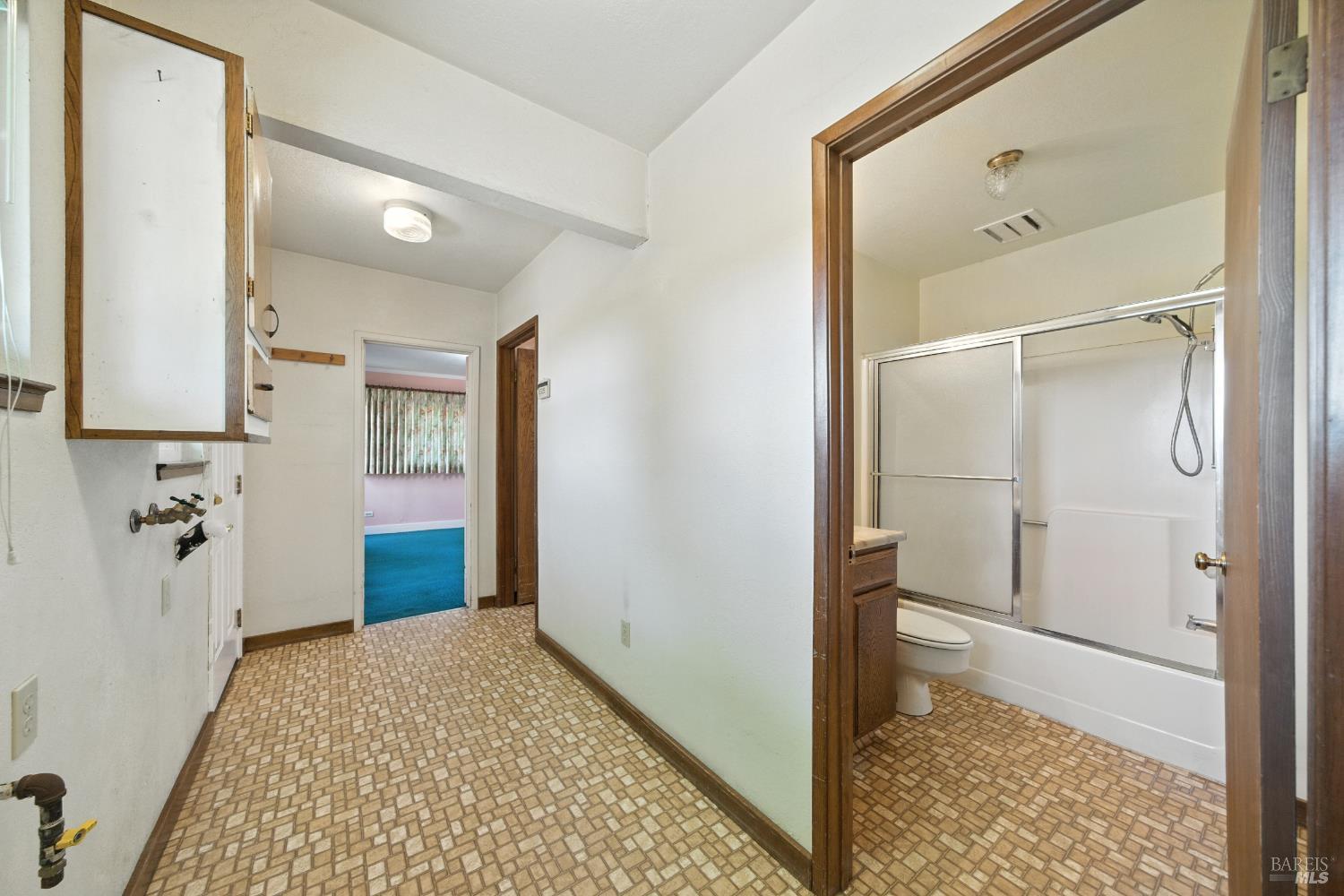 Detail Gallery Image 17 of 48 For 5295 N Hwy 116 Unkn, Sebastopol,  CA 95472 - 3 Beds | 2 Baths