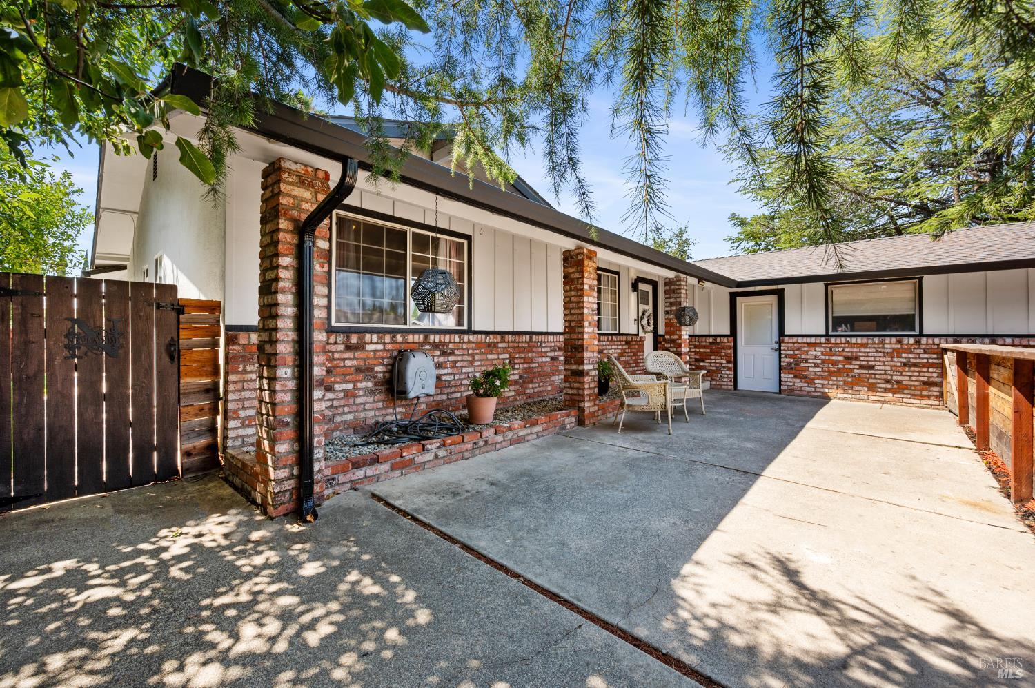 Detail Gallery Image 5 of 37 For 161 Andover Dr, Vacaville,  CA 95687 - 4 Beds | 2 Baths