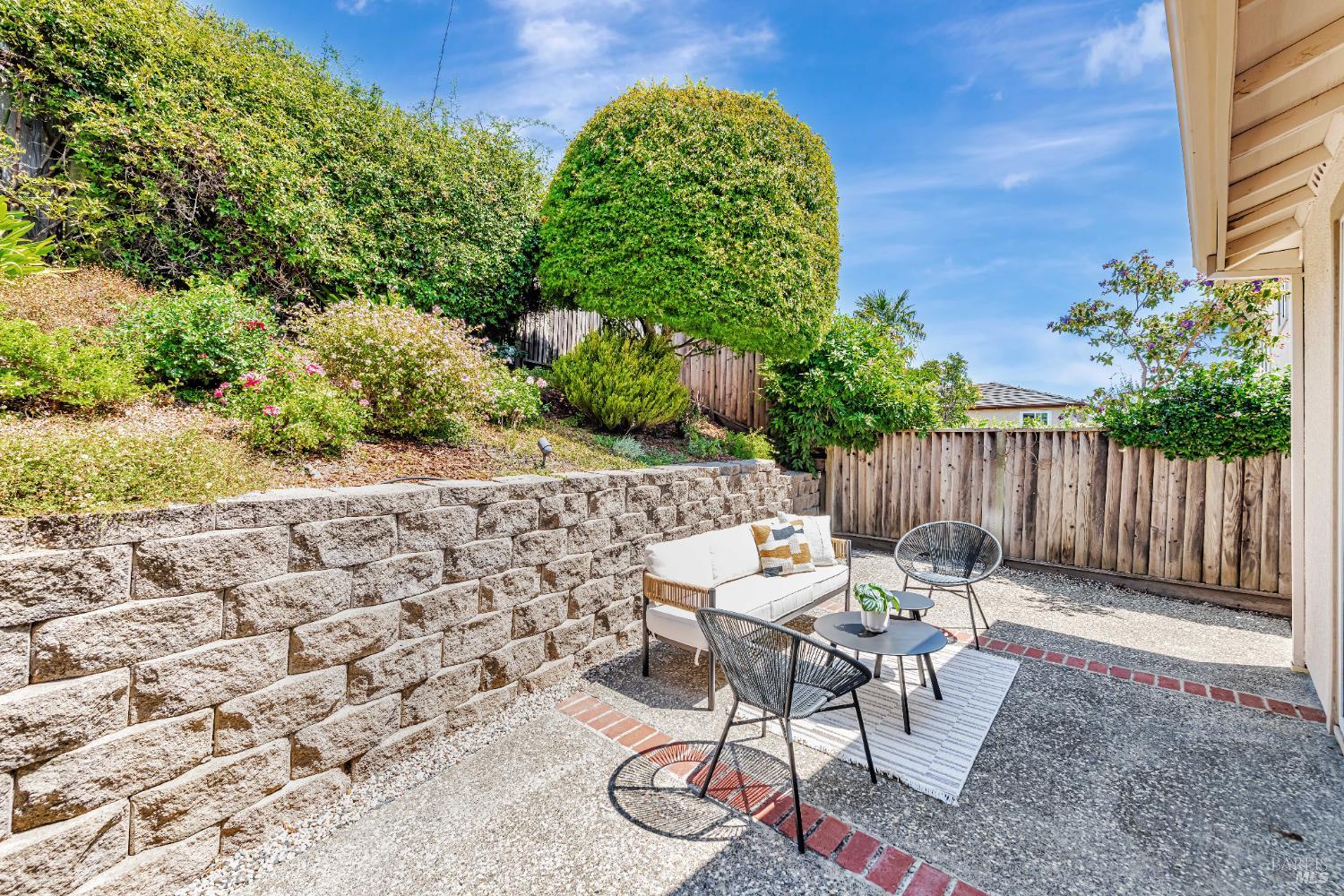 Detail Gallery Image 60 of 61 For 340 San Carlos Way, Novato,  CA 94945 - 4 Beds | 2/1 Baths