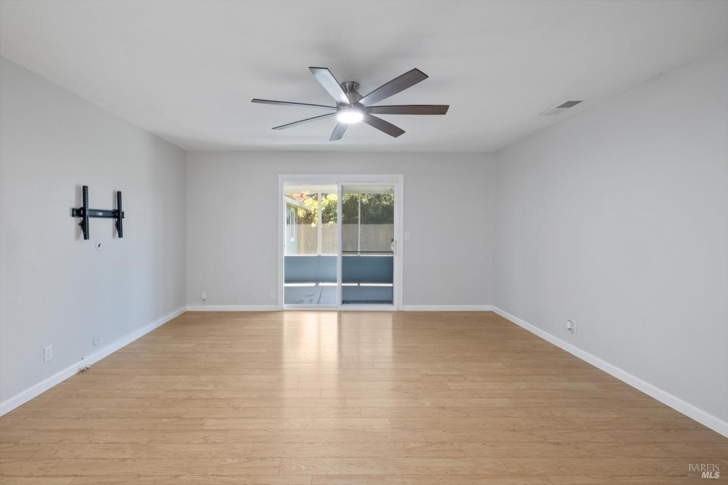Detail Gallery Image 17 of 61 For 201 Ironwood St, Vacaville,  CA 95688 - 3 Beds | 1/1 Baths