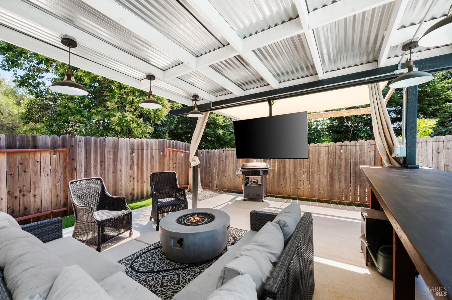Detail Gallery Image 35 of 37 For 161 Andover Dr, Vacaville,  CA 95687 - 4 Beds | 2 Baths