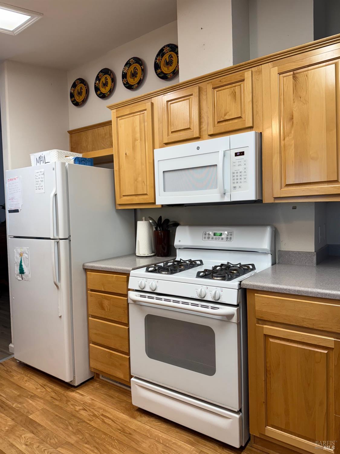 Detail Gallery Image 6 of 34 For 317 Tammy Way, Napa,  CA 94558 - 3 Beds | 2 Baths