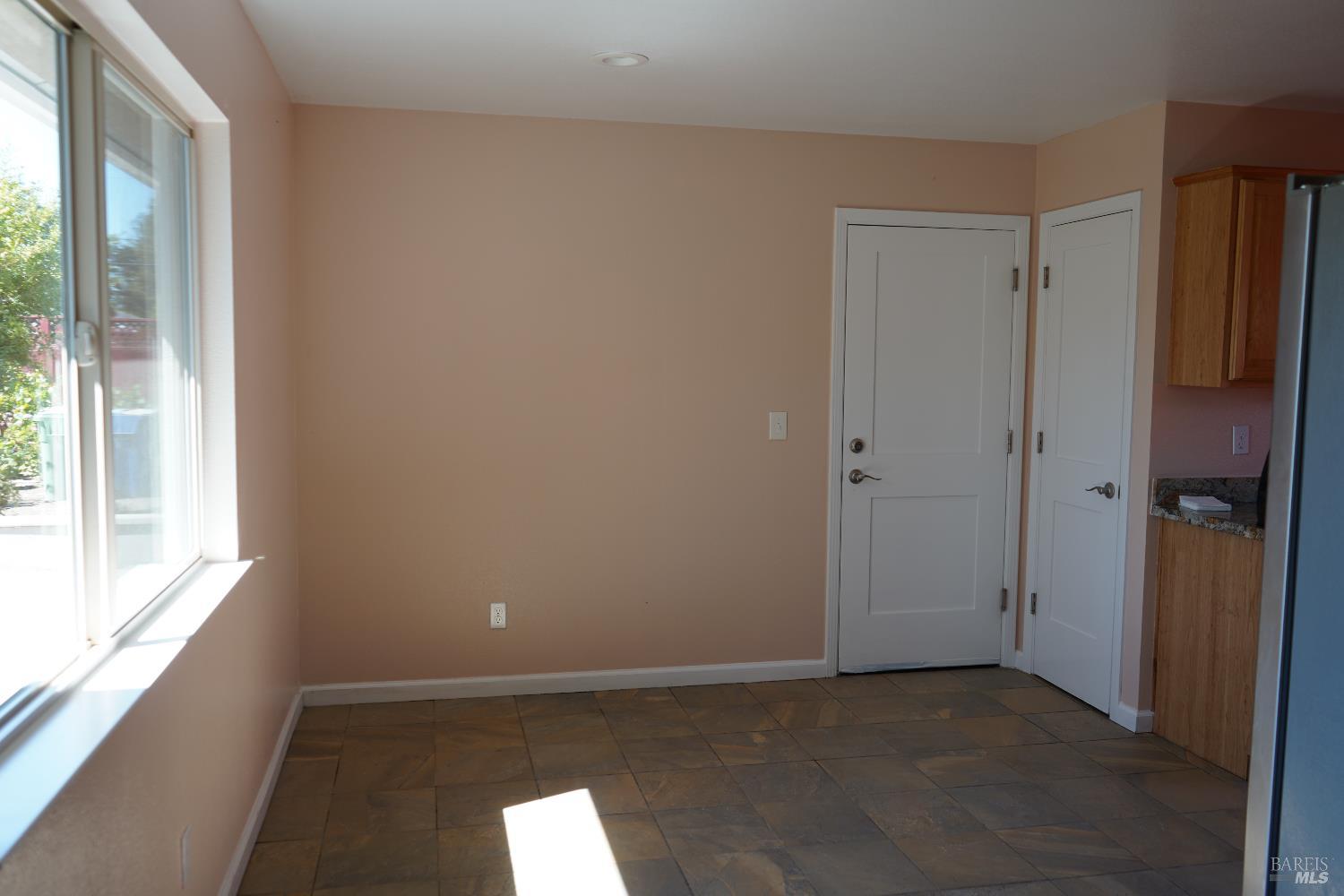 Detail Gallery Image 23 of 57 For 9896 Sunray Pl, Windsor,  CA 95492 - 4 Beds | 2 Baths