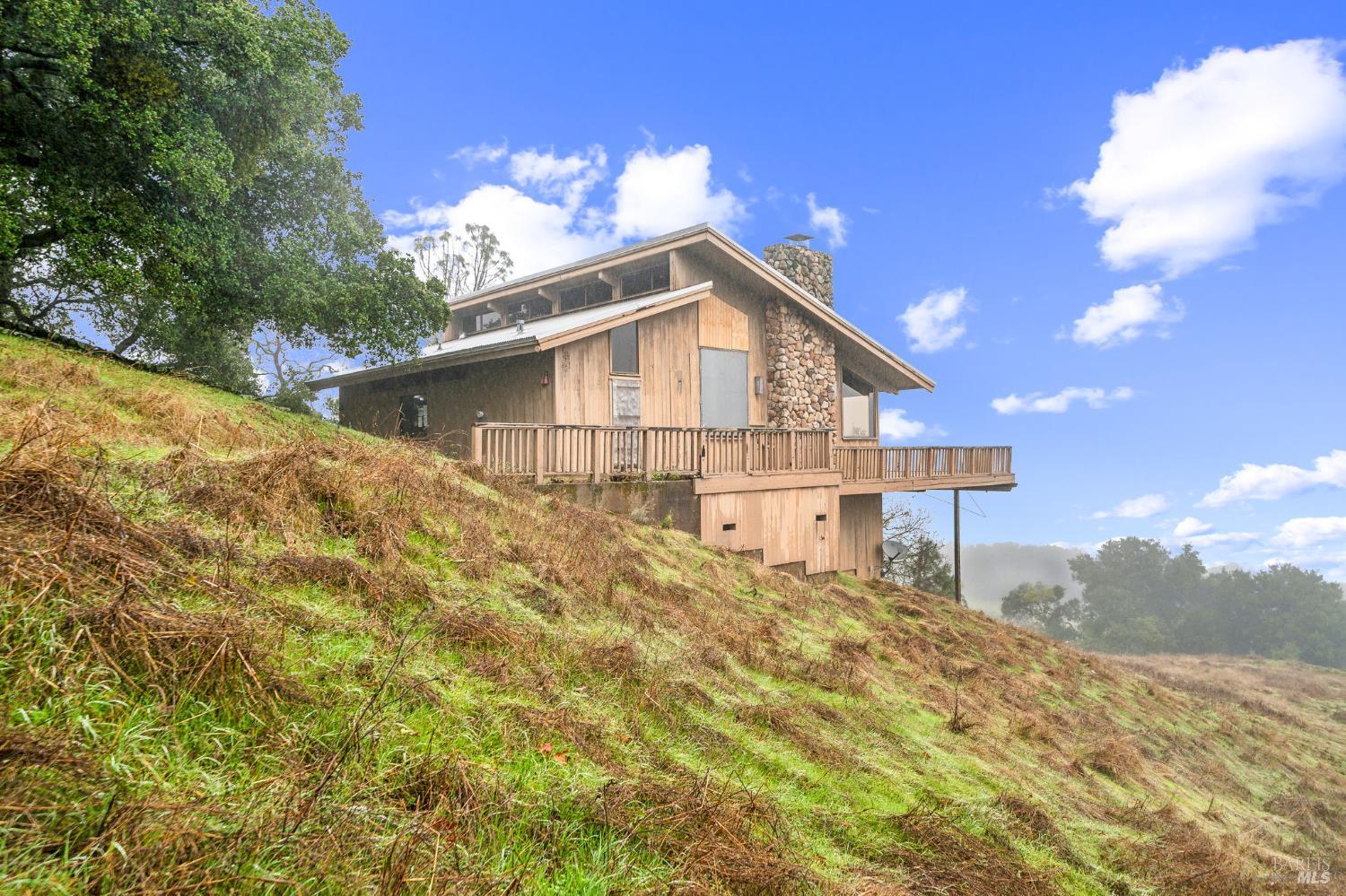 Detail Gallery Image 17 of 52 For 2000 Whitehall Ln, Saint Helena,  CA 94574 - 1 Beds | 2 Baths