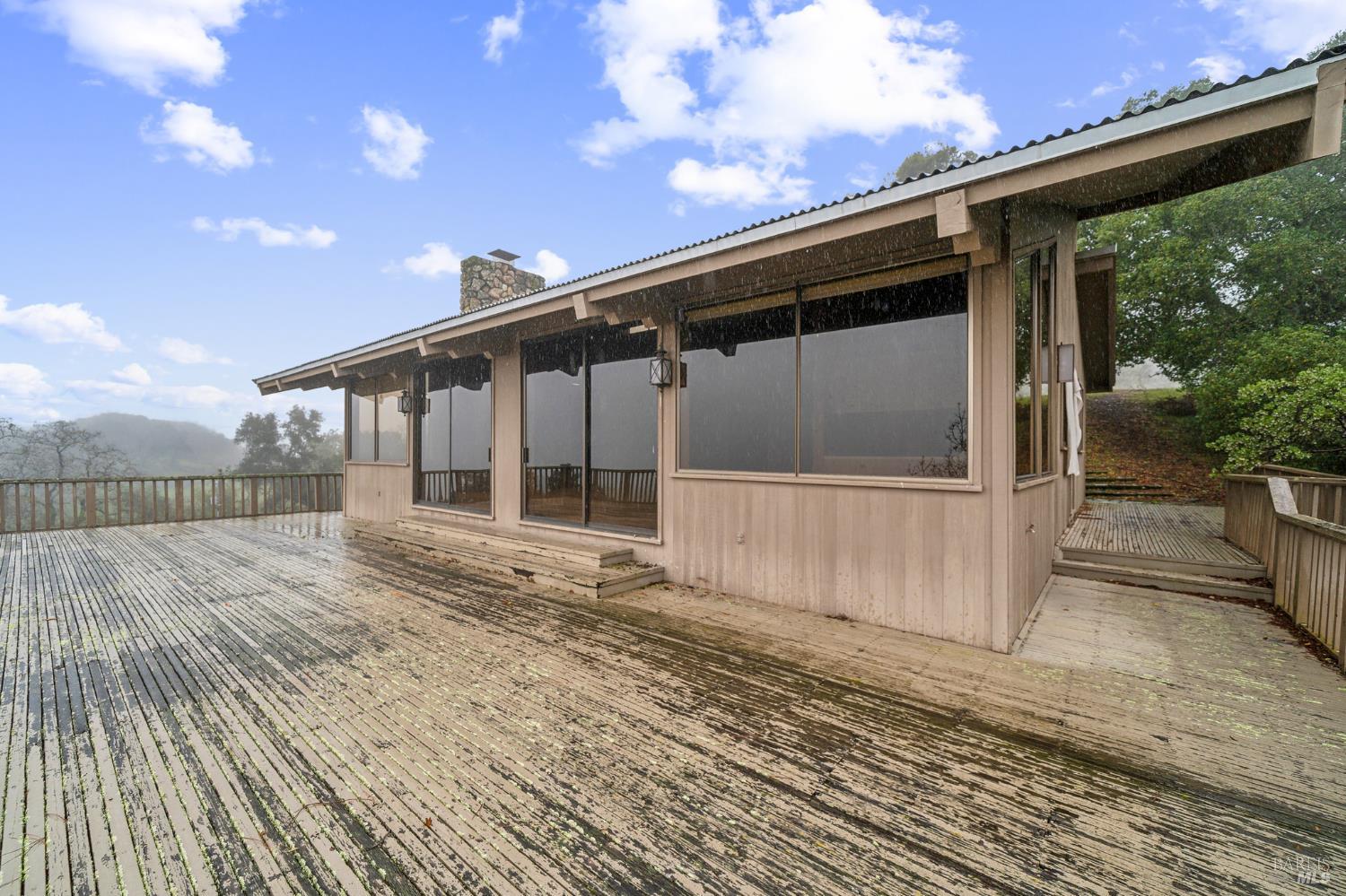 Detail Gallery Image 15 of 52 For 2000 Whitehall Ln, Saint Helena,  CA 94574 - 1 Beds | 2 Baths