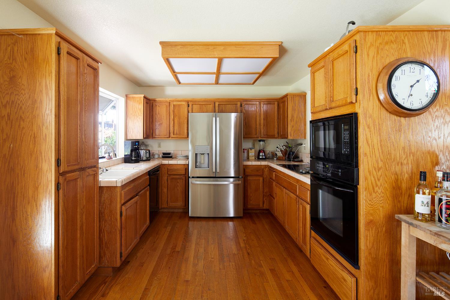Detail Gallery Image 7 of 10 For 1981 Respite Pl, Santa Rosa,  CA 95403 - 3 Beds | 2 Baths