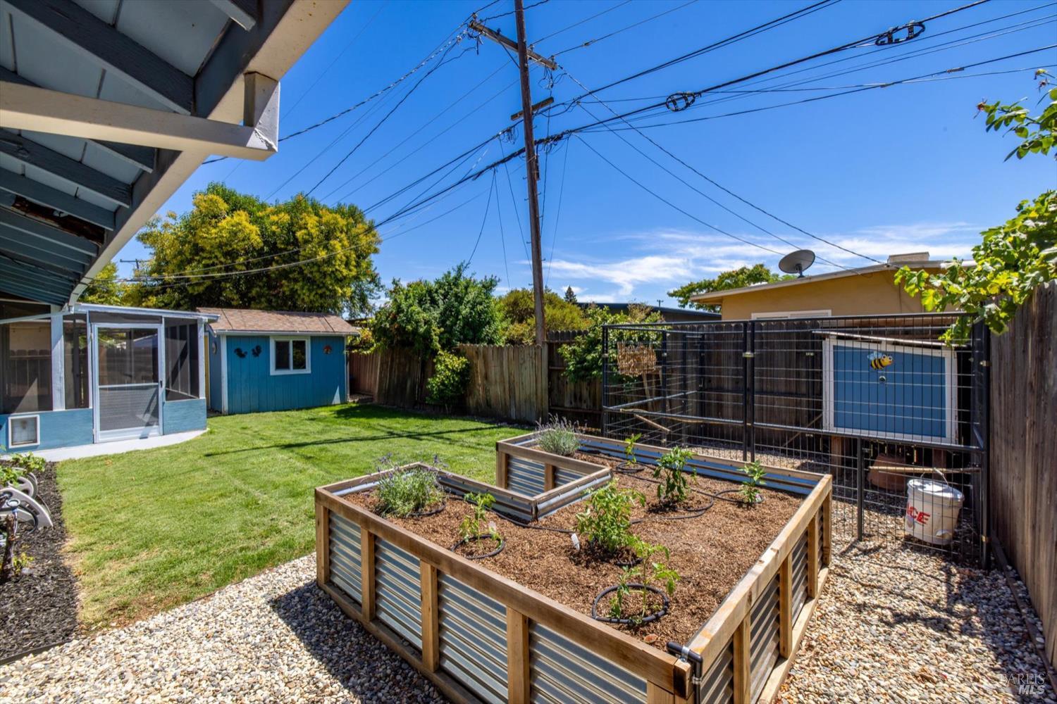 Detail Gallery Image 37 of 61 For 201 Ironwood St, Vacaville,  CA 95688 - 3 Beds | 1/1 Baths