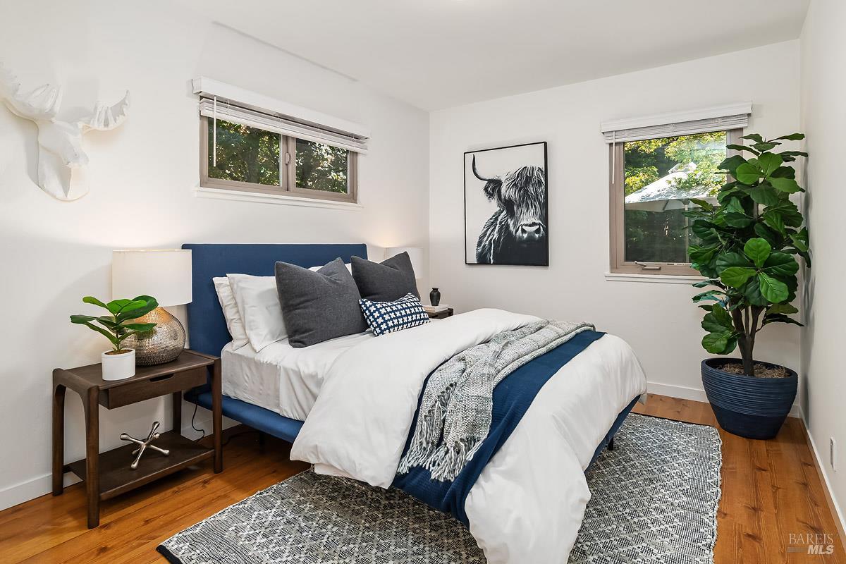 Detail Gallery Image 15 of 23 For 406 Corrillo Dr, San Rafael,  CA 94903 - 3 Beds | 1 Baths