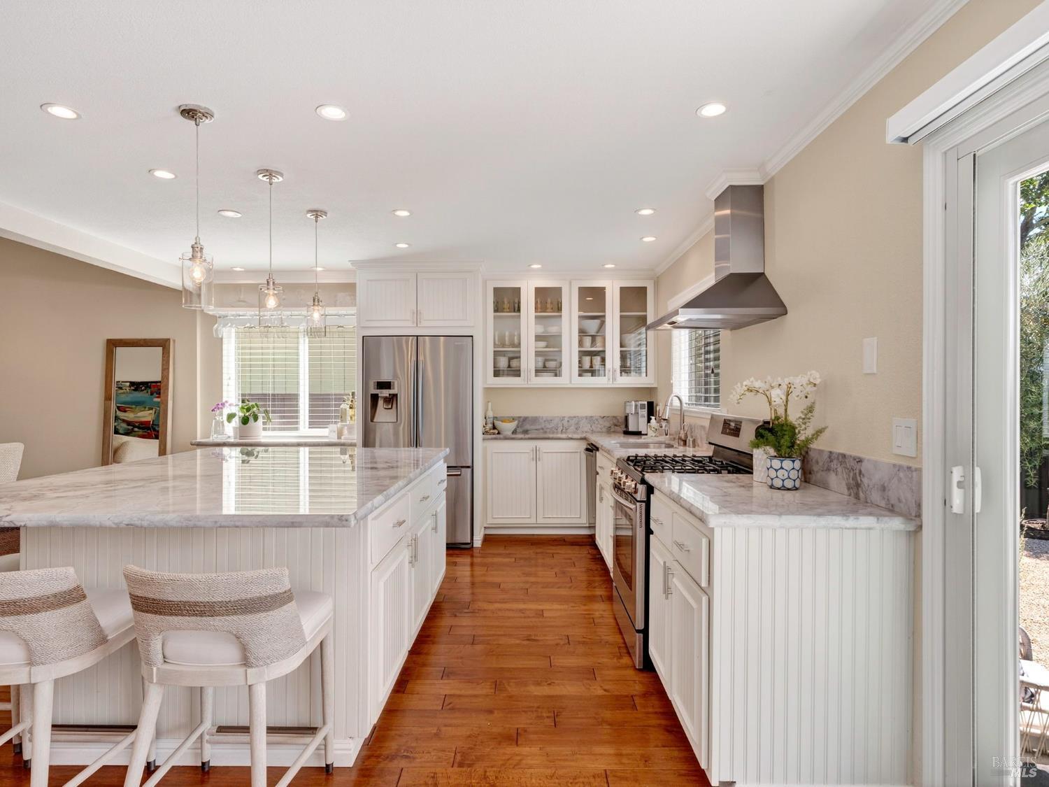 Detail Gallery Image 7 of 46 For 245 Hummingbird Ct, Healdsburg,  CA 95448 - 4 Beds | 2 Baths