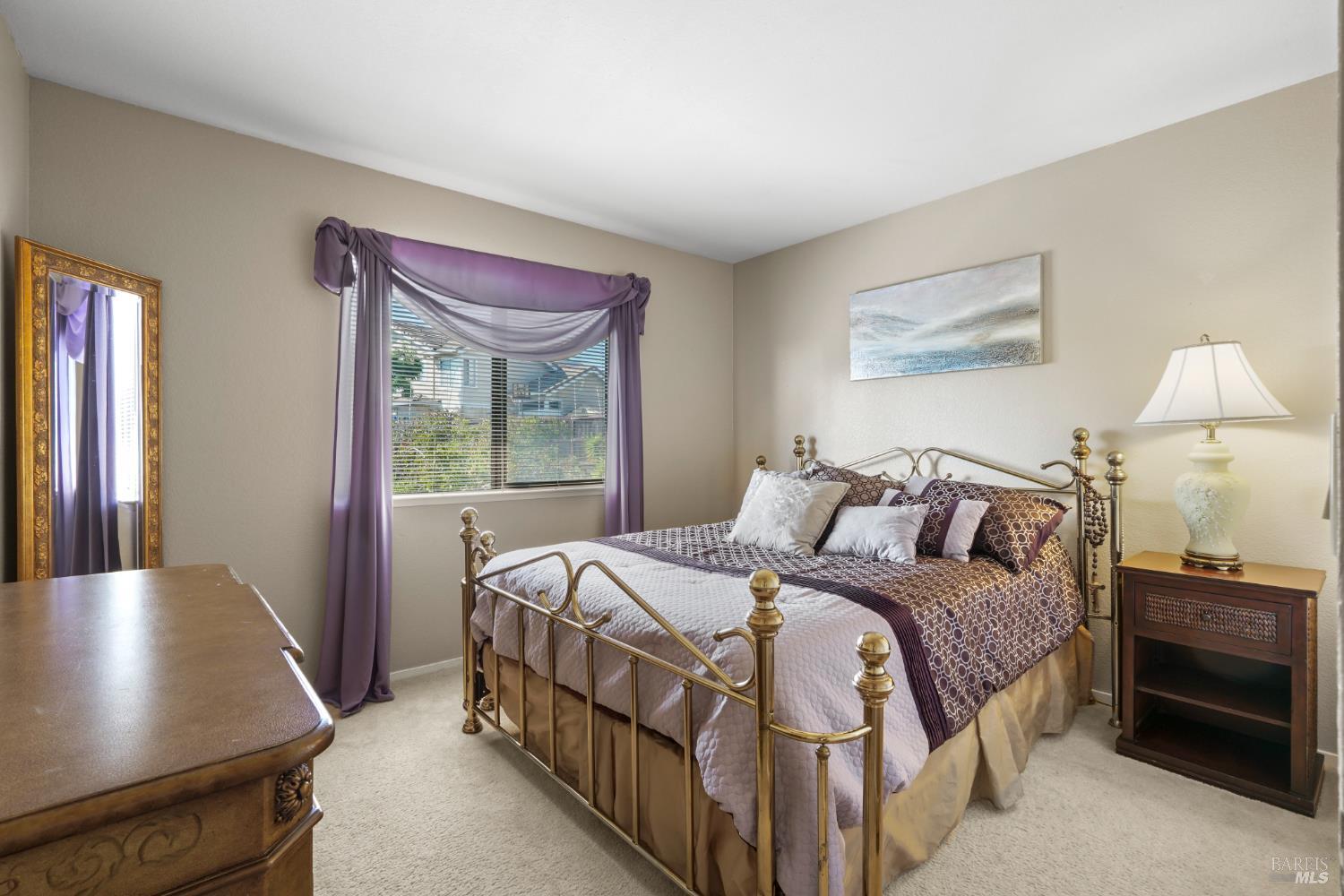 Detail Gallery Image 15 of 24 For 410 Newcastle Ct, Vallejo,  CA 94591 - 4 Beds | 2/1 Baths