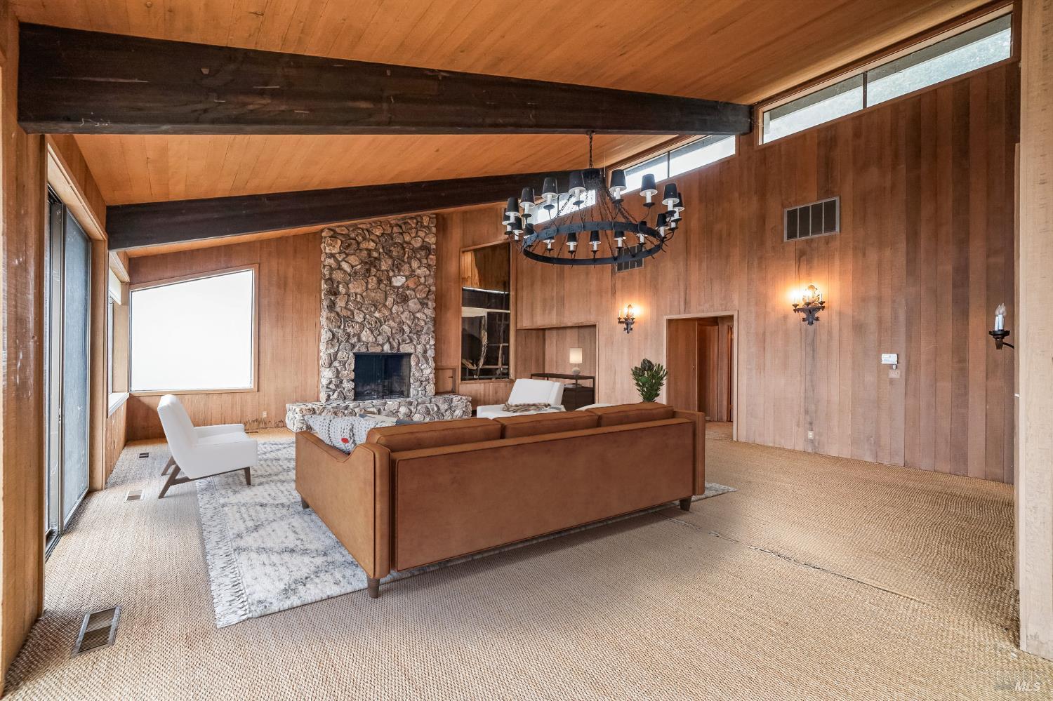 Detail Gallery Image 19 of 52 For 2000 Whitehall Ln, Saint Helena,  CA 94574 - 1 Beds | 2 Baths