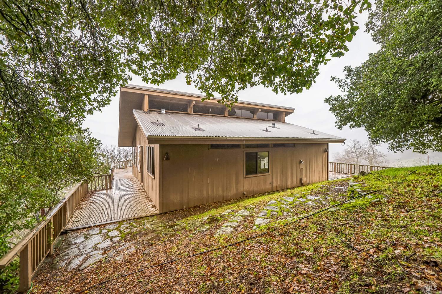 Detail Gallery Image 49 of 52 For 2000 Whitehall Ln, Saint Helena,  CA 94574 - 1 Beds | 2 Baths