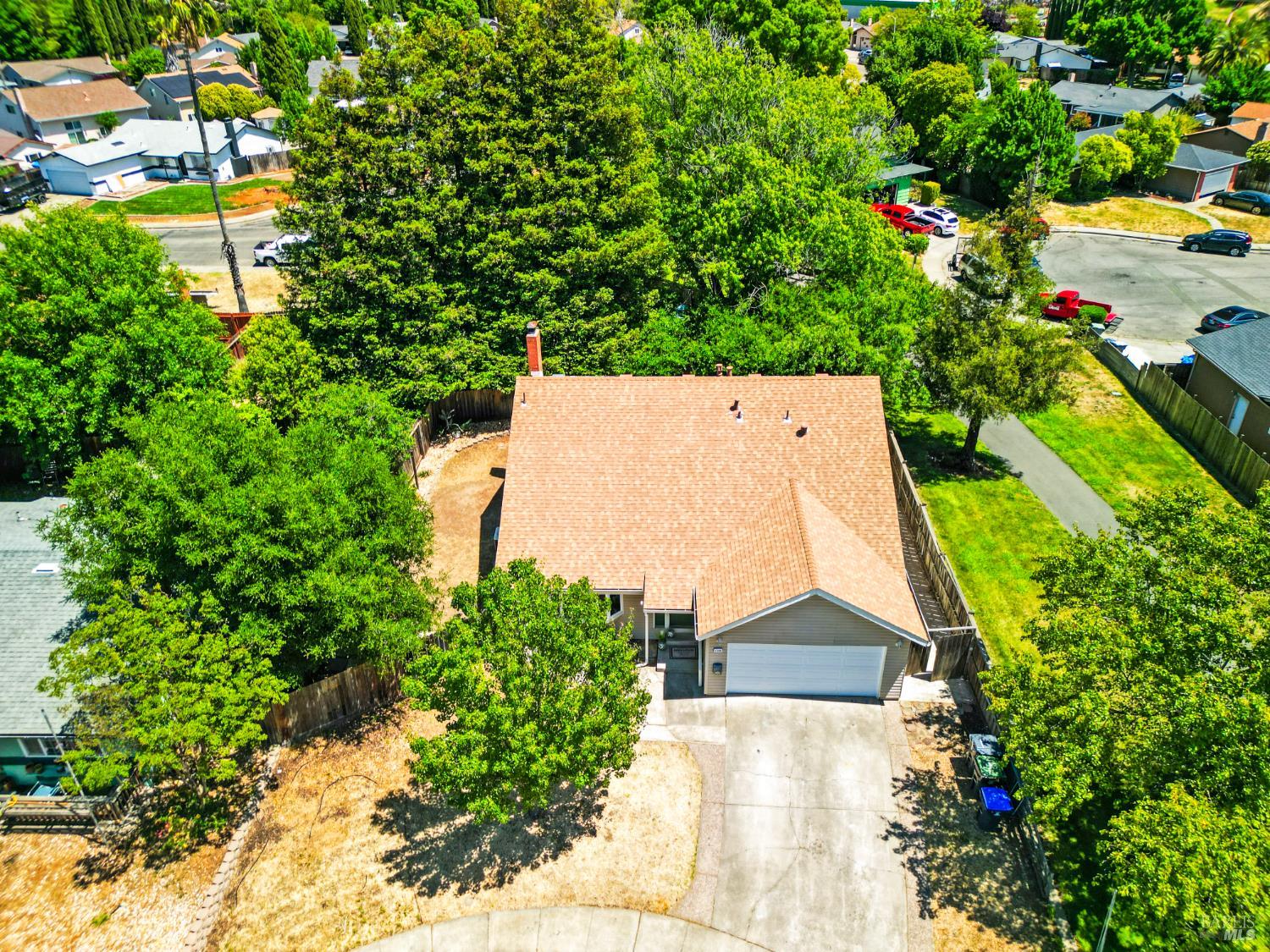 Detail Gallery Image 1 of 35 For 2246 Carver Pl, Fairfield,  CA 94533 - 4 Beds | 2 Baths