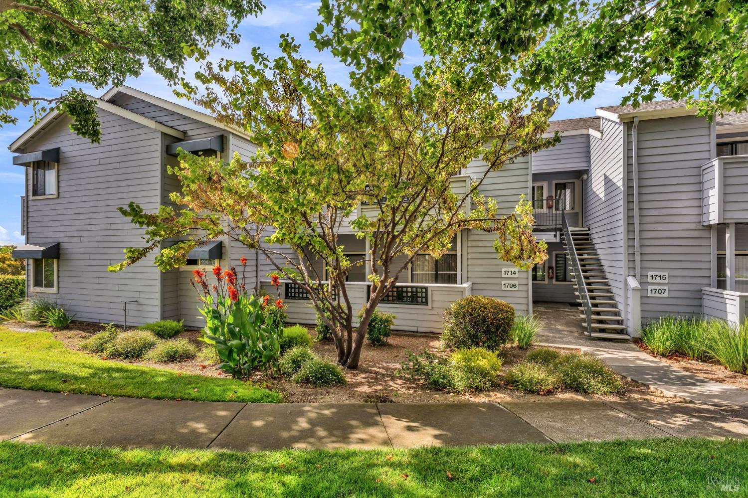 Detail Gallery Image 1 of 58 For 1201 Glen Cove Pkwy #1714,  Vallejo,  CA 94591 - 1 Beds | 1 Baths